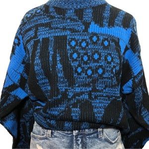 Vintage Patterned Knit Sweater.